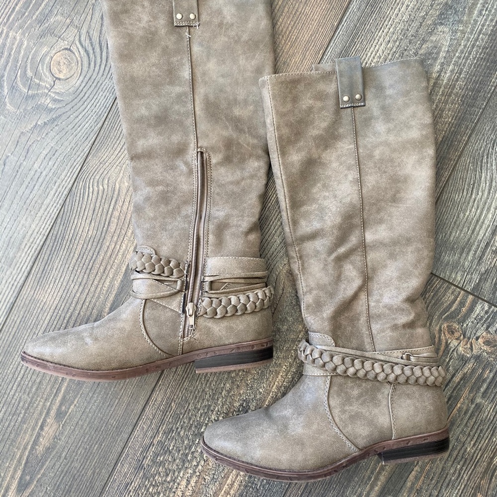 Rampage tan boots